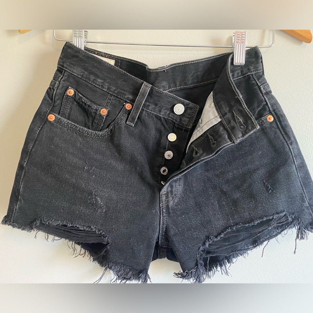 Levi’s 501 Black Shorts